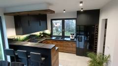 6b09a7e0-4095-47c8-b086-514833274215